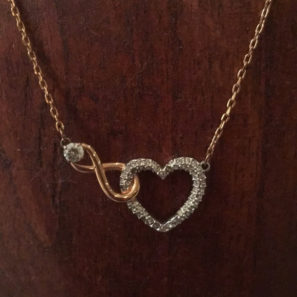 Swarovski Rose Gold and Silver Heart Necklace Brand New - Picture 13 of 17